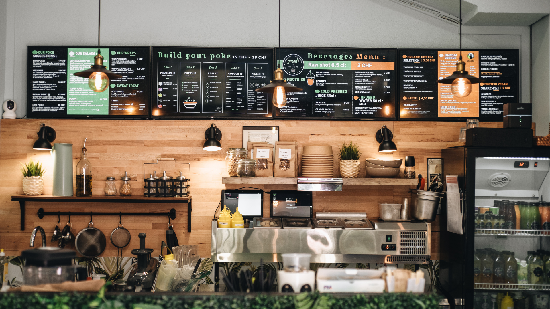 Restoran ve Kafeler İçin QR Menülerin Sağladığı Avantajlar