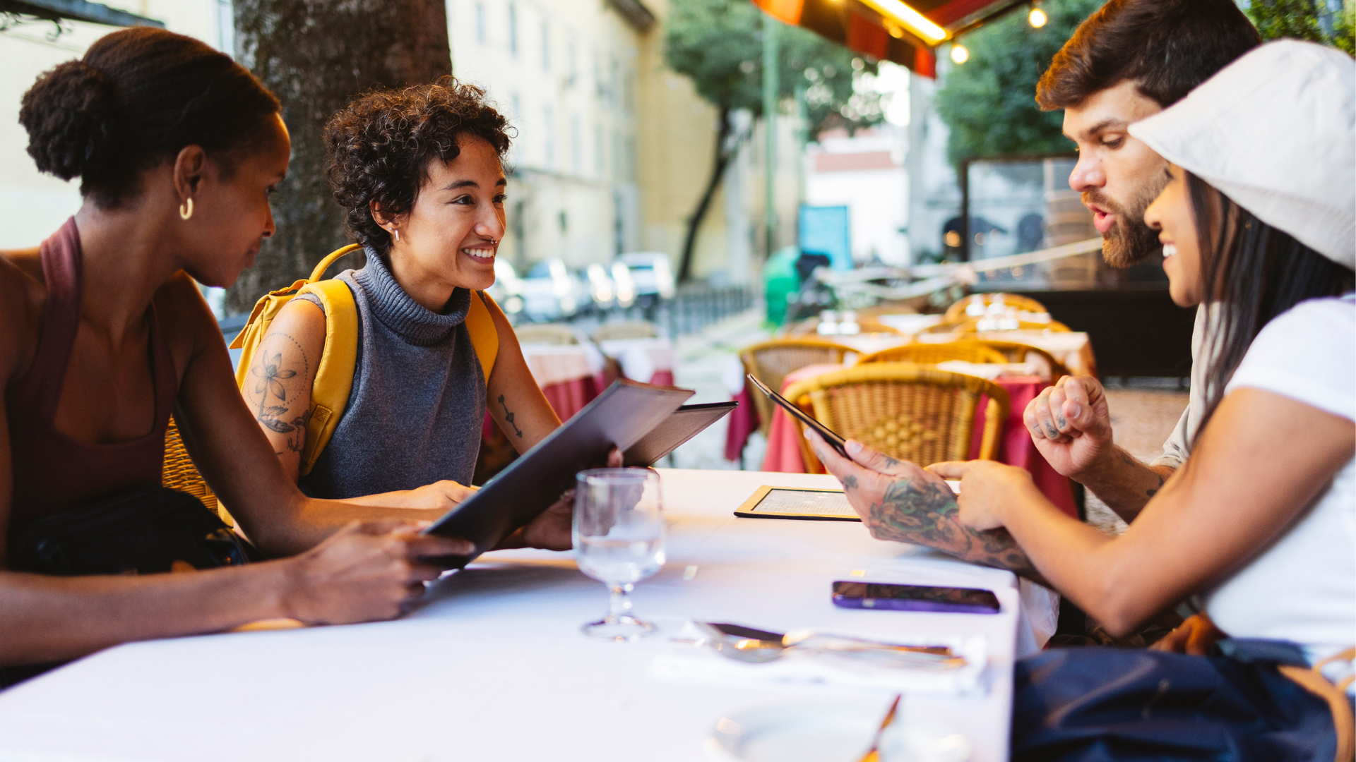 QR Menüler ile Restoran ve Kafelerde Modern Müşteri Deneyimi