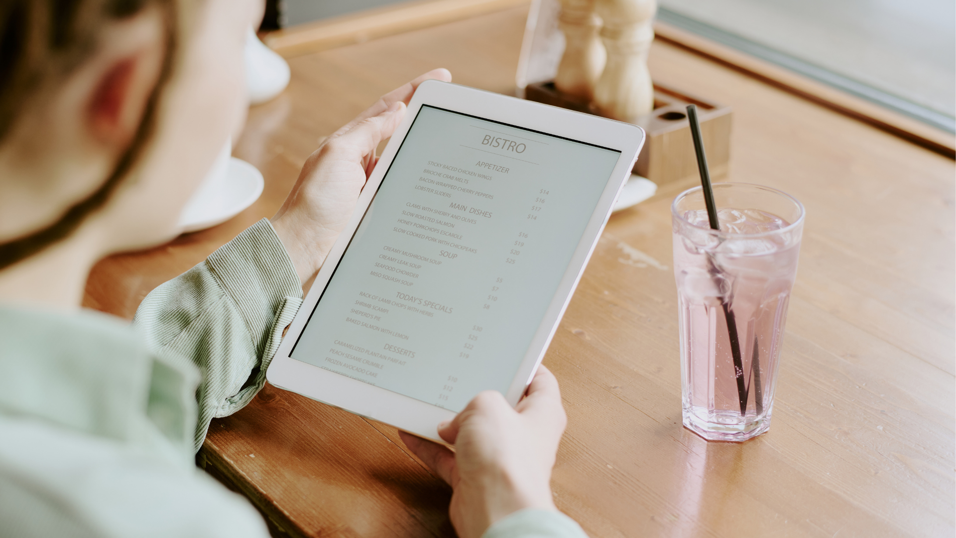 QR Menülerle Restoran Deneyimini Modernleştirin